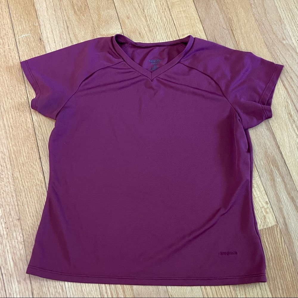 Patagonia Capilene Short Sleeve Tee Burgundy XXS